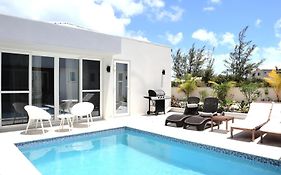Ocean Pearl - Getaway Modern Villa With Pool